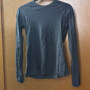 Women’s Black Long Sleeve Shirt